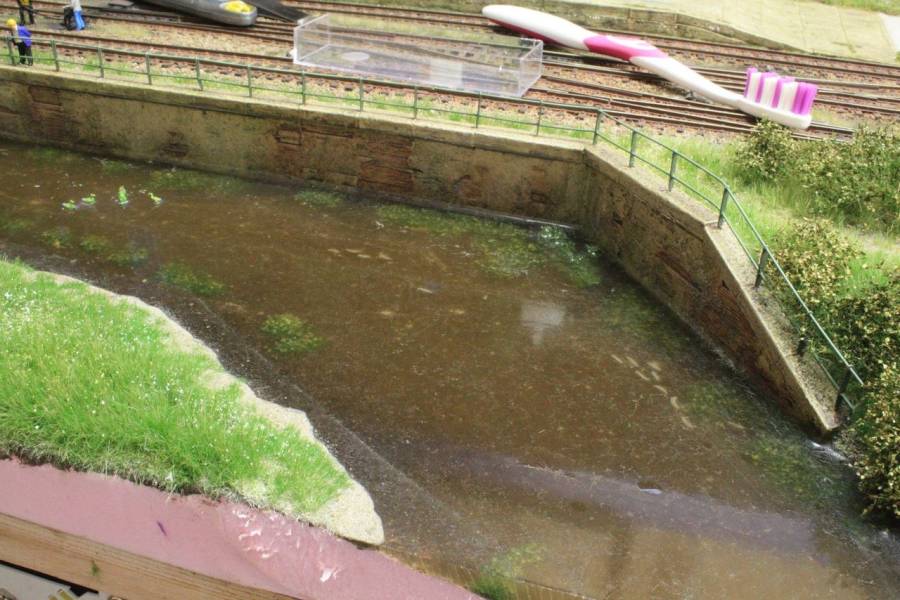 Die fertige Wasseroberfläche. Jetzt fehlen nur noch die Wellen.