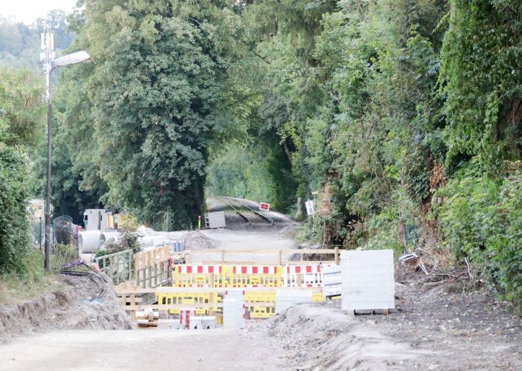 Bauarbeiten an der Almtalstrecke beim Welser Brückenkopf